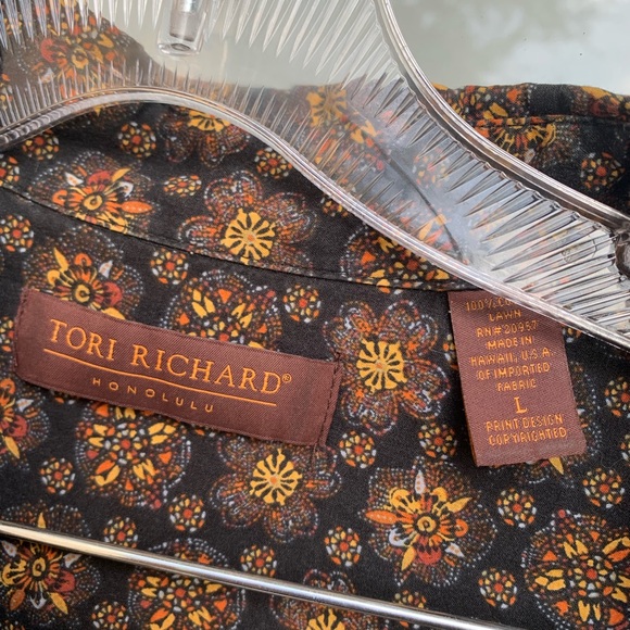 Tori Richard Hawaiian Shirt - Picture 4 of 4